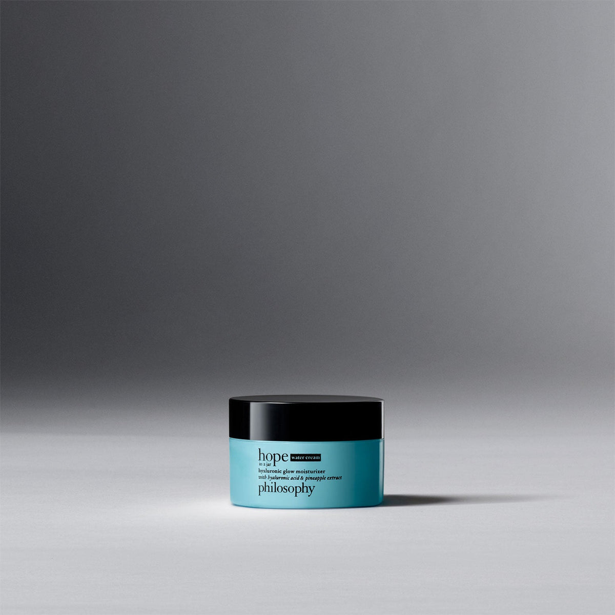 travel-size hyaluronic glow moisturizer